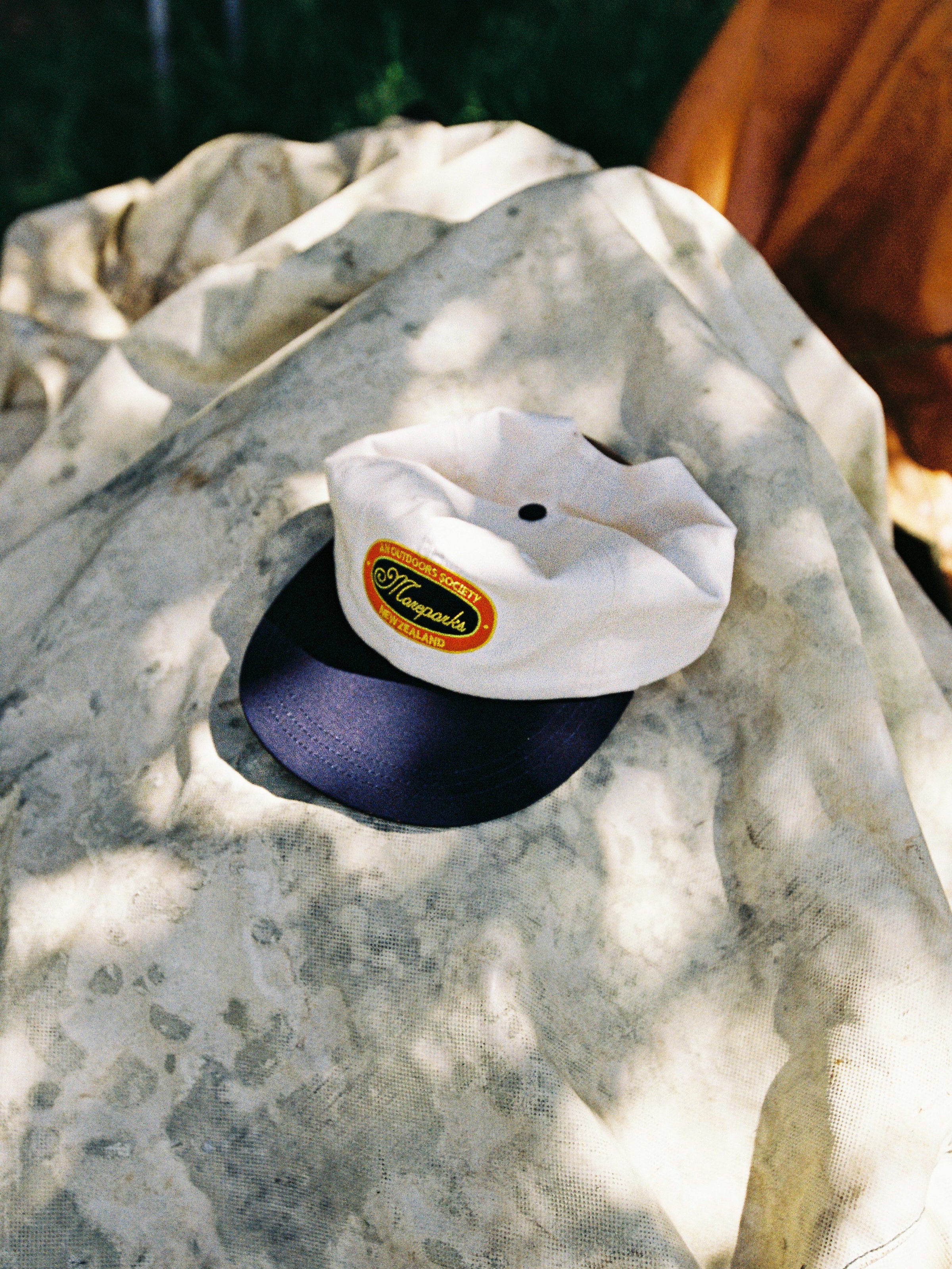 ハペペ Branded Six-Panel | Moreporks