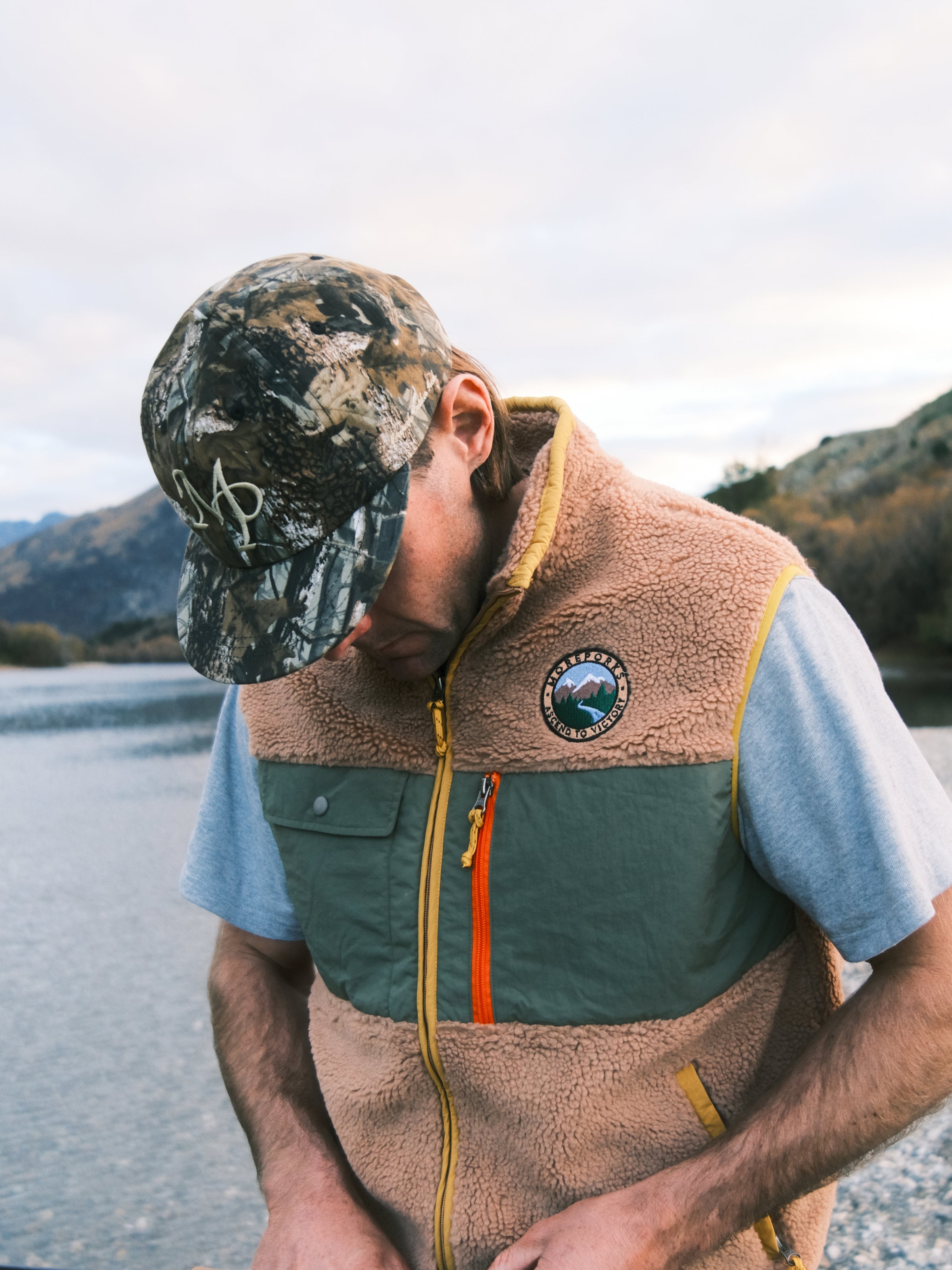 Field Six-Panel - Camo | Moreporks